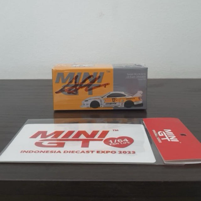 Jual Mini GT Nissan Silvia S15 LBWK IDE 2023 Garasi Drift SEALED Signed ...