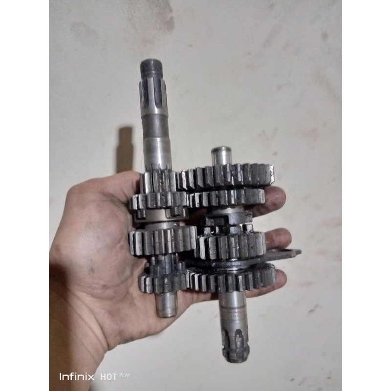 Jual gigi rasio transmisi suzuki smash 110 original | Shopee Indonesia