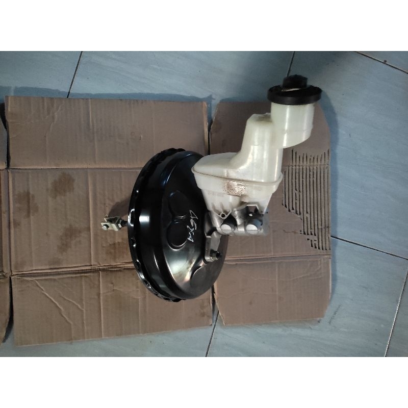 Jual Boster rem dan master rem agya gr 1,2 original copotan | Shopee ...
