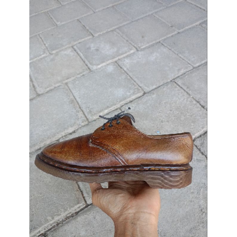 Jual Sepatu Dr.Martens 1461 England | Shopee Indonesia