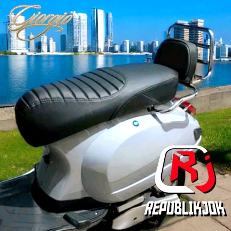 Jual MBtech Kulit Jok Molis Ala Vespa Unifly T3, Goda Golden Raptor, BF ...