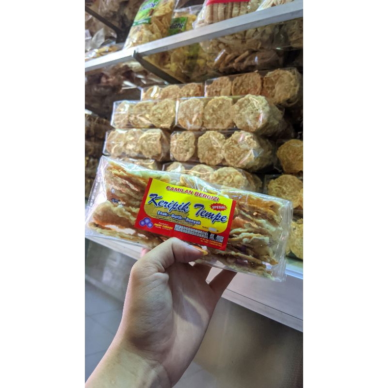 Jual keripik Tempe Mini Renyah bikin nagih Gurihnya nampoll | Shopee ...