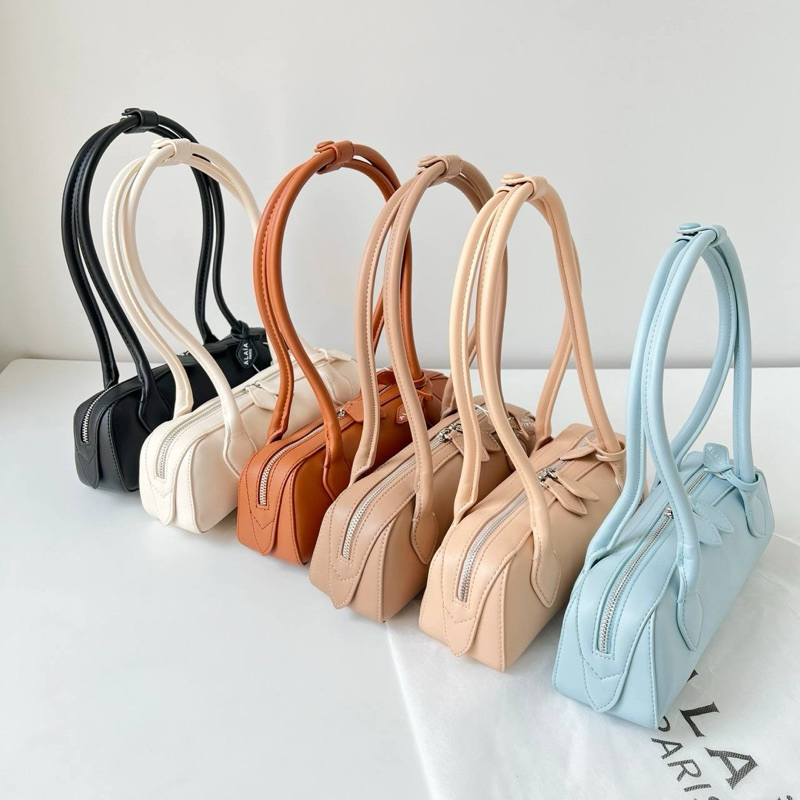 超破格！現品のみ！新品【ALAIA】ショルダーバッグ ミニクラッチバッグ 