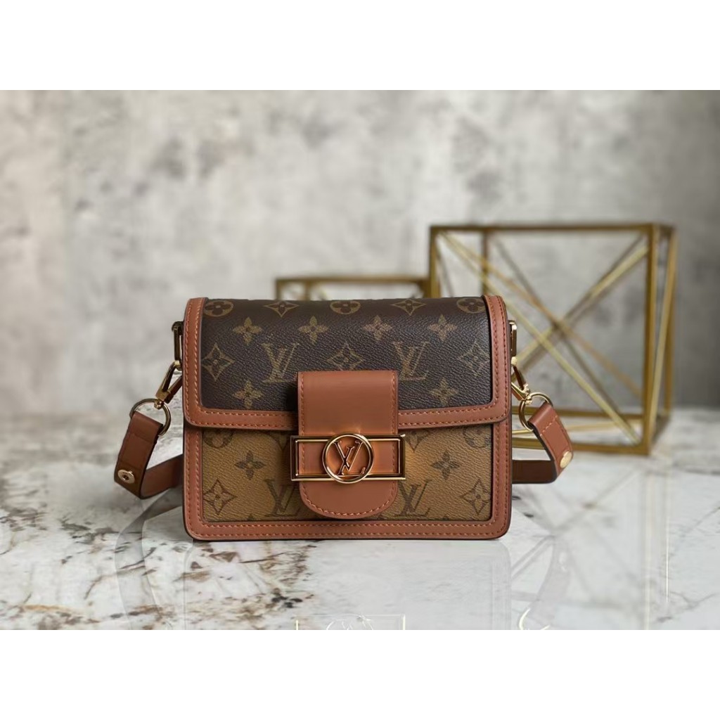 Lv mini dauphine bag hotsell