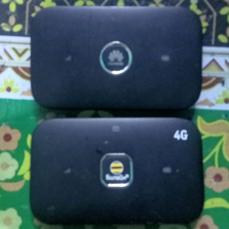 AIRBOX 4G STANDARD METY AMN WIFIBER/FREEFIBER. HUAWEI E5573 16 UTILISATEURS DEBIT 150MBPS AUTONOMIE BATT 6 A 7H ETAT 10/10 SANS RAYURE MP fa hitako 034 72 362 80