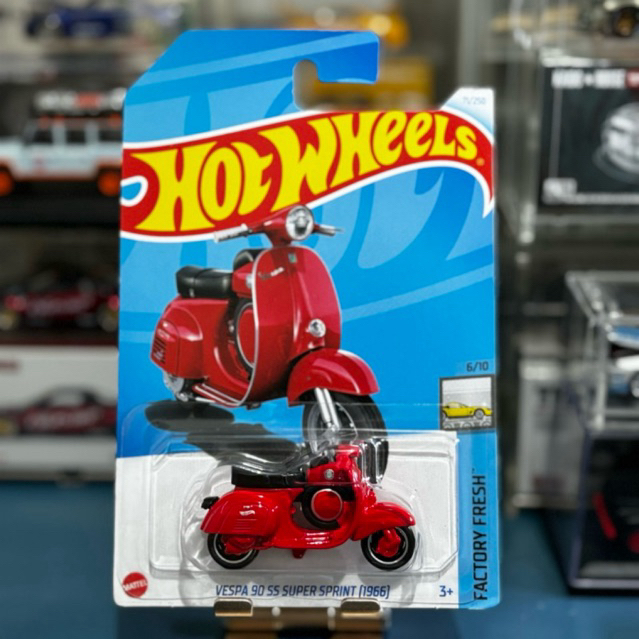 Hot Wheels Vespa 90 SS Super Sprint 1966 1:64 - Modello Da Collezione 71/250 HW Factory Fresh 2024