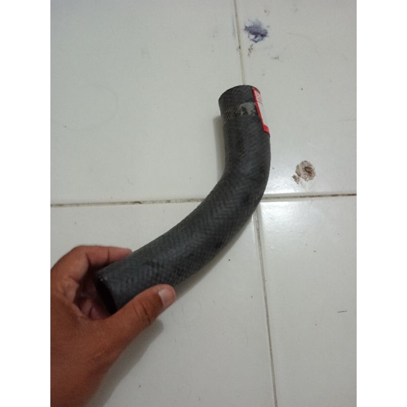 Jual Selang Radiator Atas Toyota Kijang Diesel LF80 ( Diameter Lubang 3 ...
