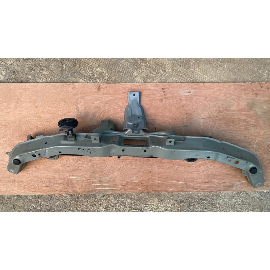 Jual Support Upper Radiator Bullhead apron atas Nissan Livina L10 ...