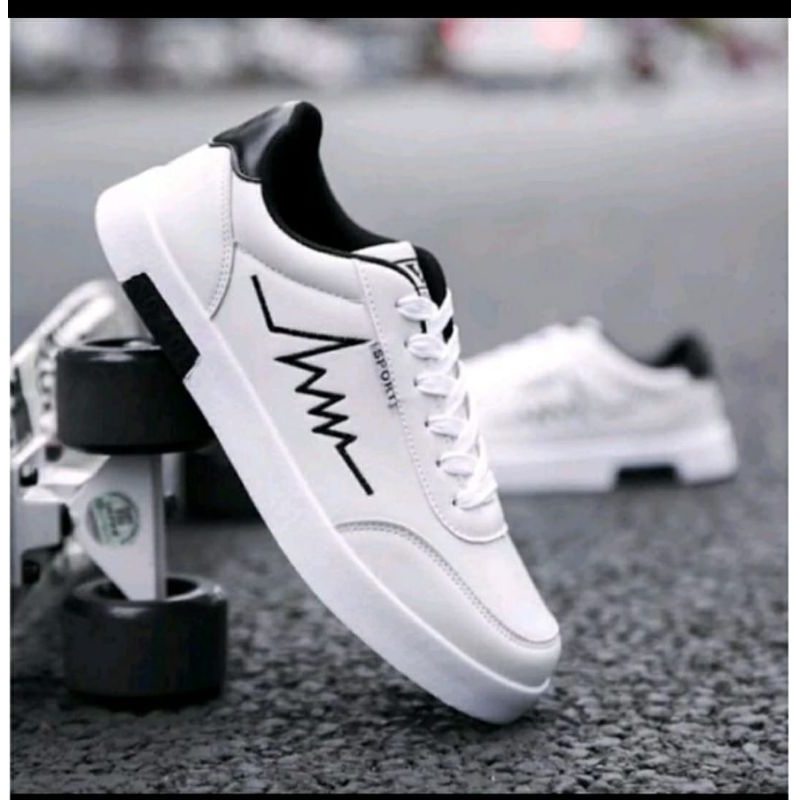 Jual Sepatu pria wanita petir ac /promo cuci gudang guysss | Shopee ...