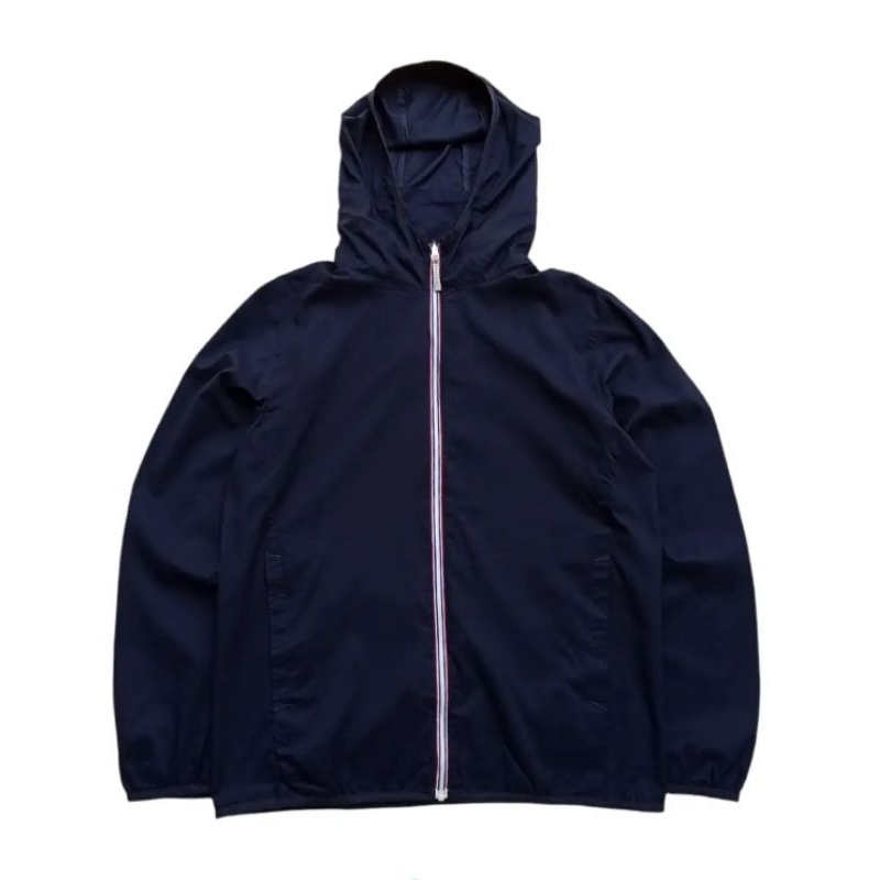 Jaket running uniqlo store