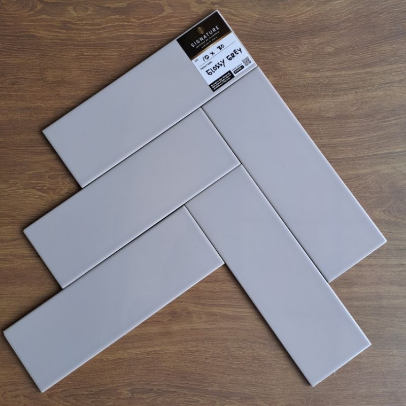 Jual Keramik Subway Non Bevel Mulia Signature 10x30 GLOSSY GREY ...