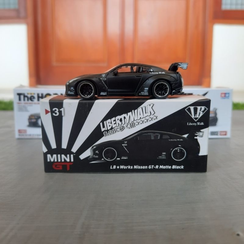 Jual Mini GT LB Works Works Nissan GT-R R35 Matte Black #31 | Shopee ...