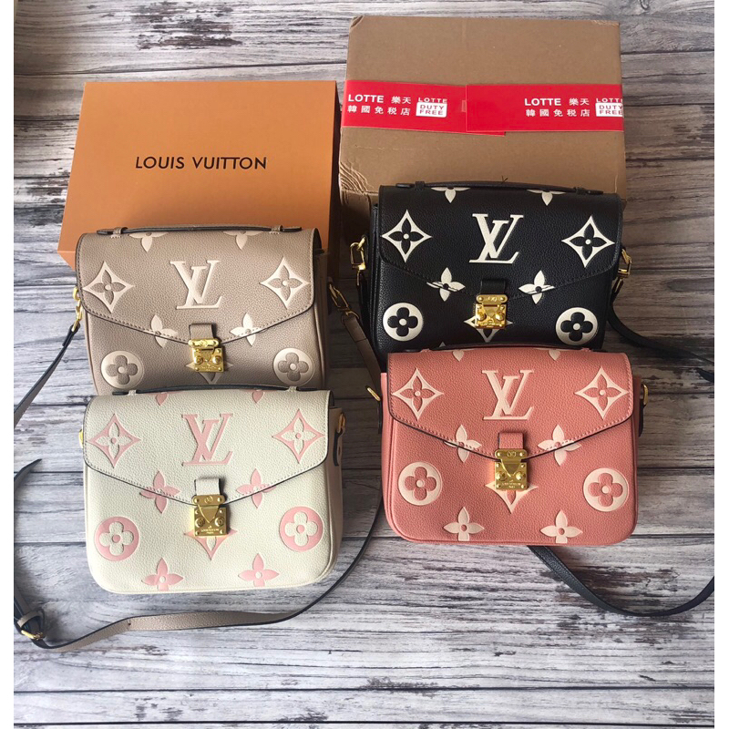Shop Louis Vuitton MONOGRAM 2022-23FW Monogram Casual Style Plain Elegant  Style Mules Shearling (1AACR8, 1AACSH) by lufine