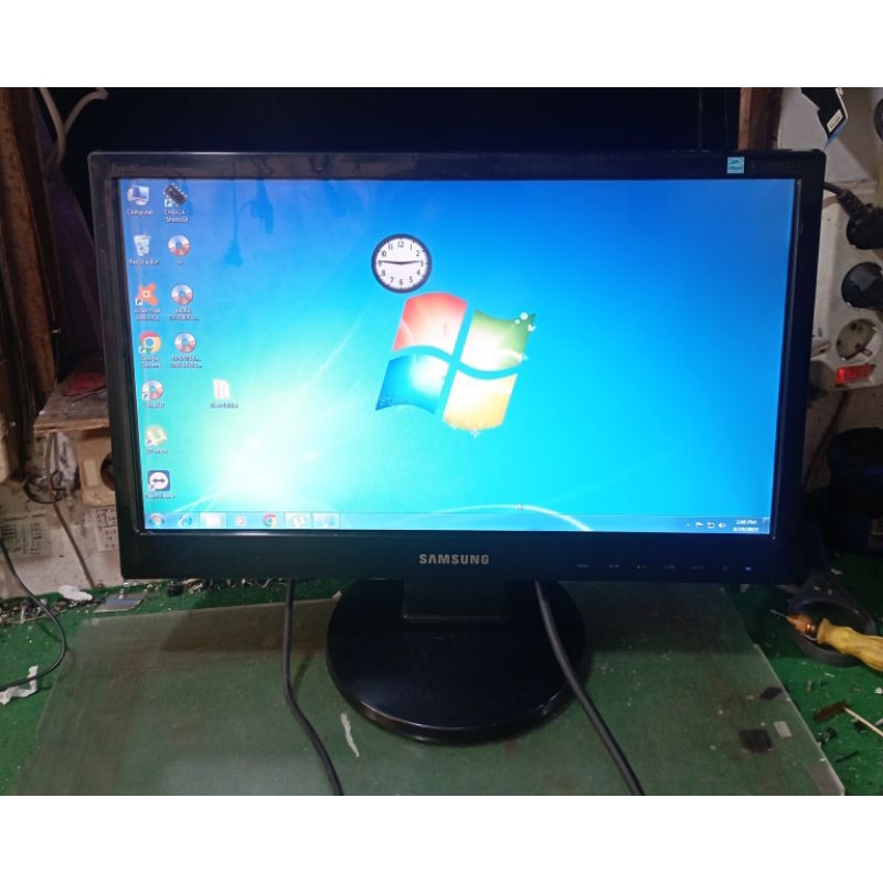 Jual Monitor LCD 19 in | Shopee Indonesia
