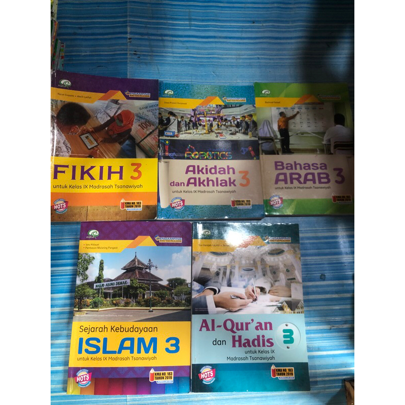 Jual Bahasa Arab Fikih SKI Al Qur'an Dan Hadis Akidah Akhlak Kelas 9 ...