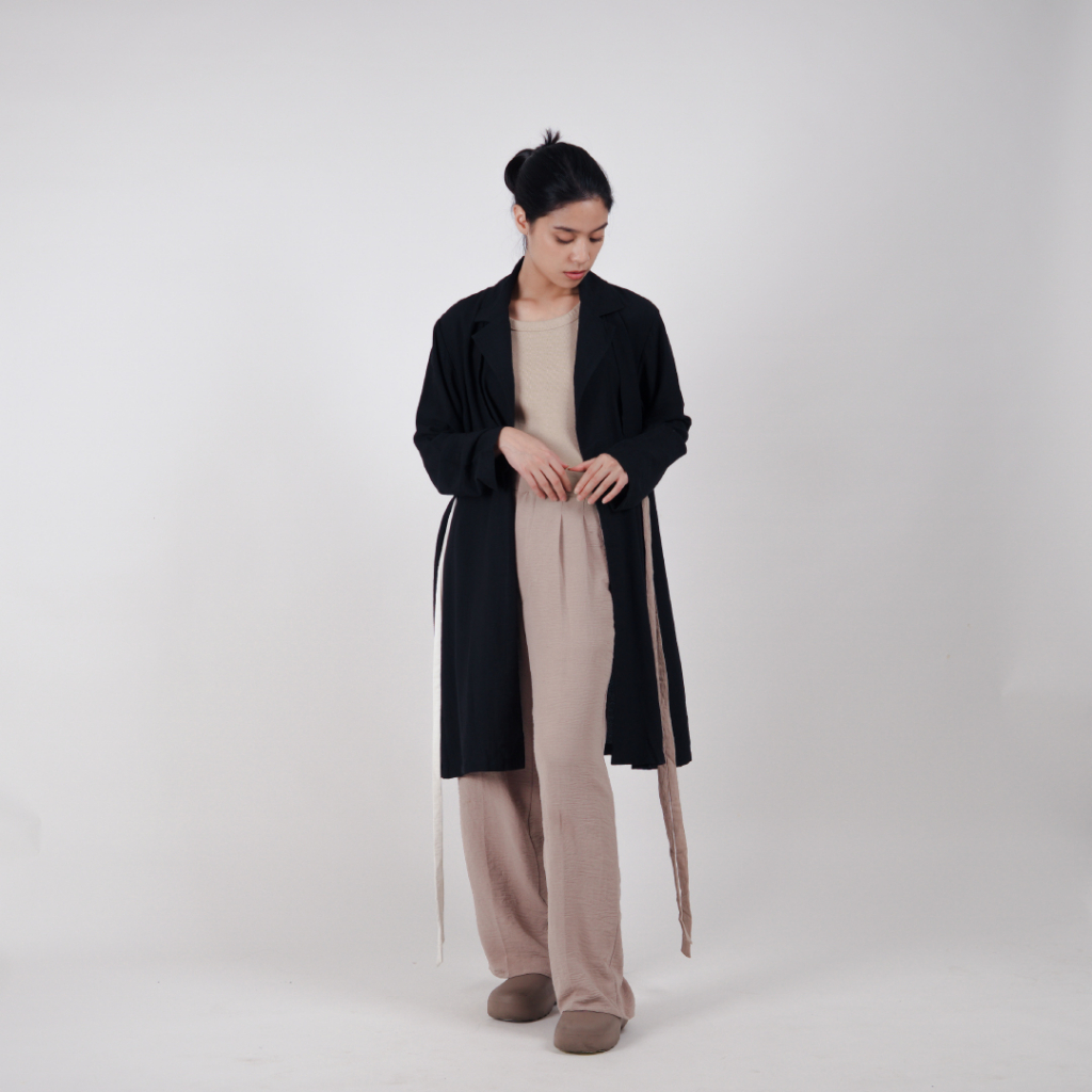 Jual Istafada - Ixia Coat (Black) | Shopee Indonesia