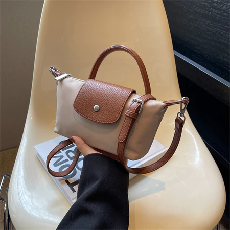 Tas Mini Nylon Warna Cream