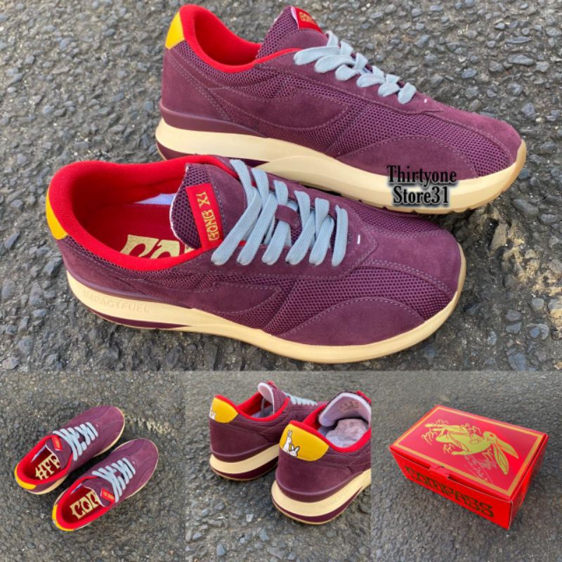 Jual Sepatu Compass x Fxxkingrabbits Velocity Yotr Maroon - 40 | Shopee ...