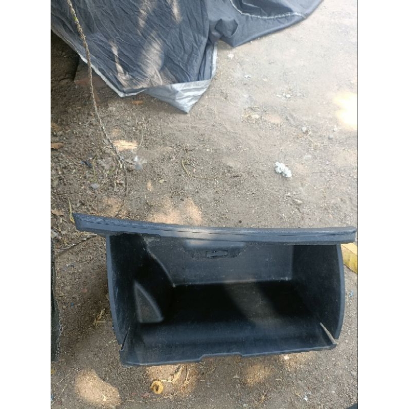 Jual Laci tutup Laci dashboard Honda jazz RS ge8 original copotan