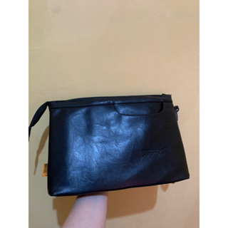 Jual Handbag Pria Branded Original Model & Desain Terbaru - Harga November  2023