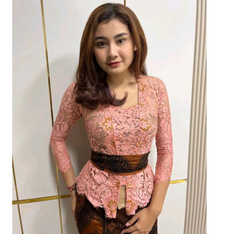 Jual Kebaya Bali Jadi Semifrance Payet Mutiara Atasan Kebaya Saja Shopee Indonesia