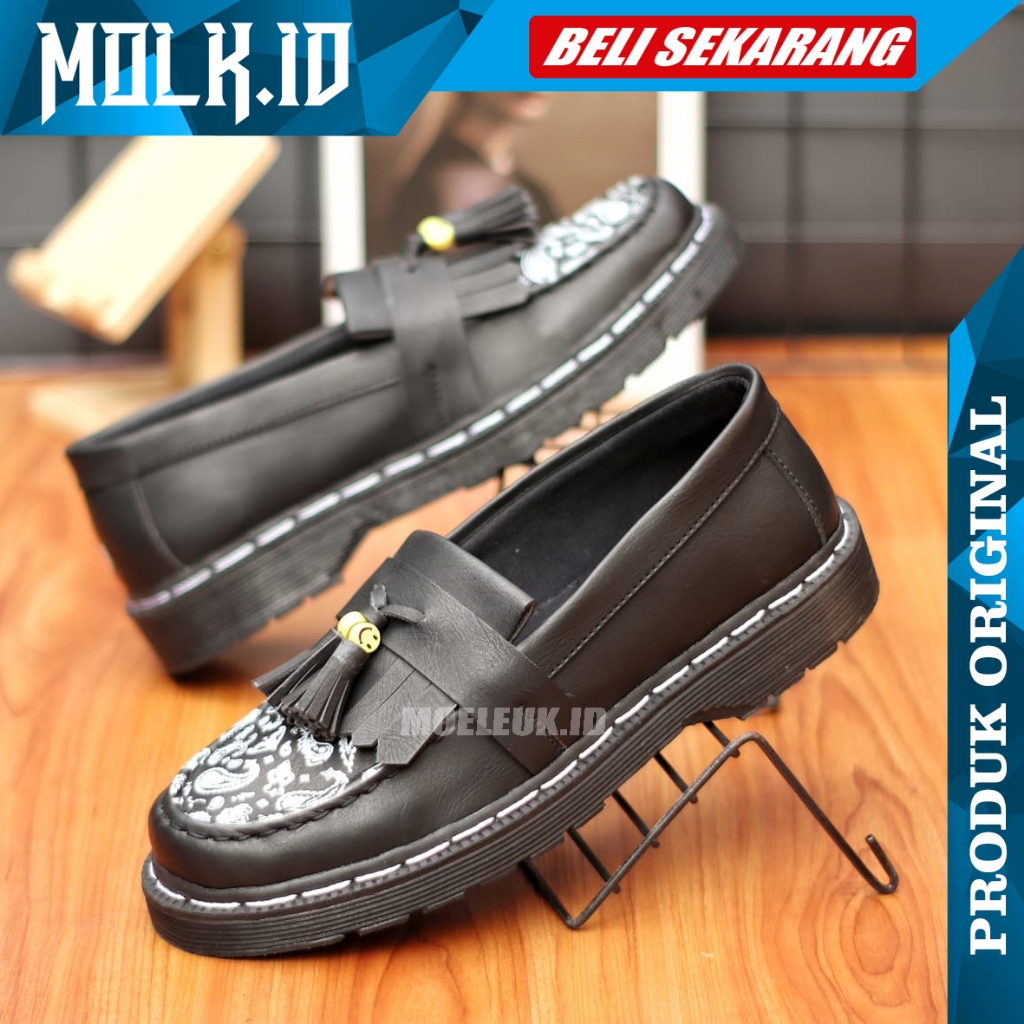 Jual MOLK Smiley Sepatu Docmart Pria Hitam Pantofel Casual Original ...