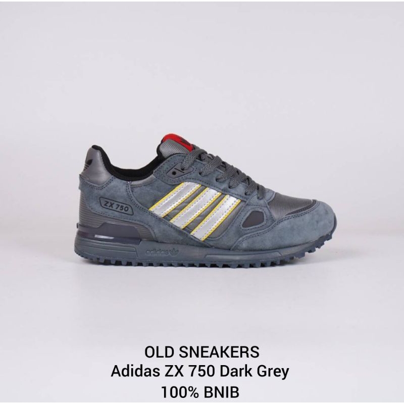 Sepatu adidas clearance zx750