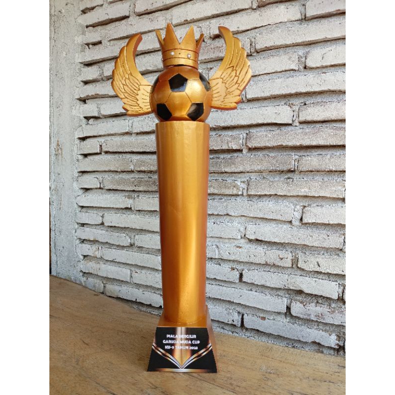 Jual piala kayu model sayap | Shopee Indonesia
