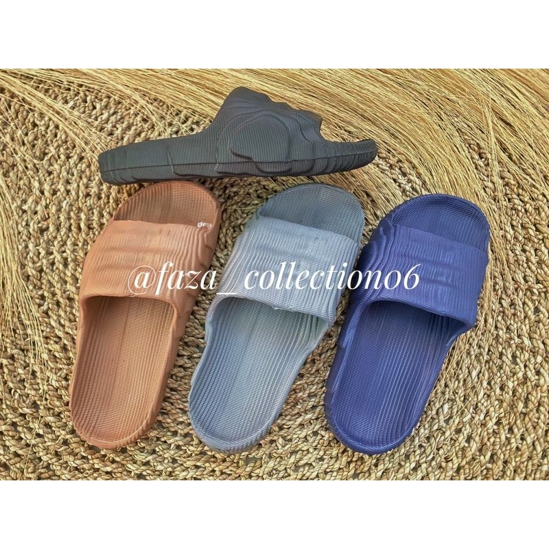Jual (COD) sandal slop cowok nyaman dipakai/ sandal adilette kekinian ...