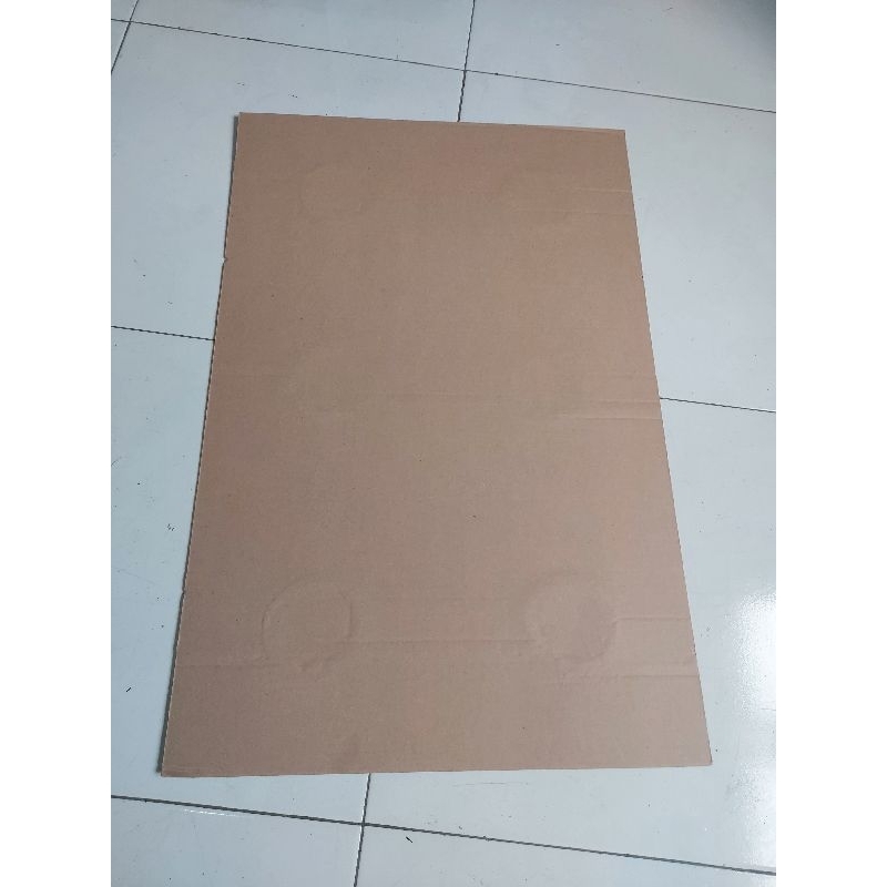 Jual Kardus Bekas Lembaran Polos Ukuran 44cm X 67cm | Shopee Indonesia