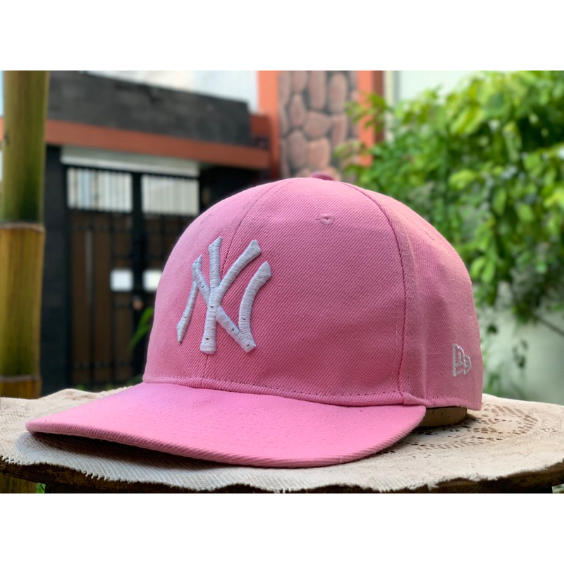☆New Era☆ MLB New York Yankees Basic Ball Cap Litmus Pink Amazon.com: 47 Brand NY Yankees MVP Cap B-MVPSP17WBP-RS