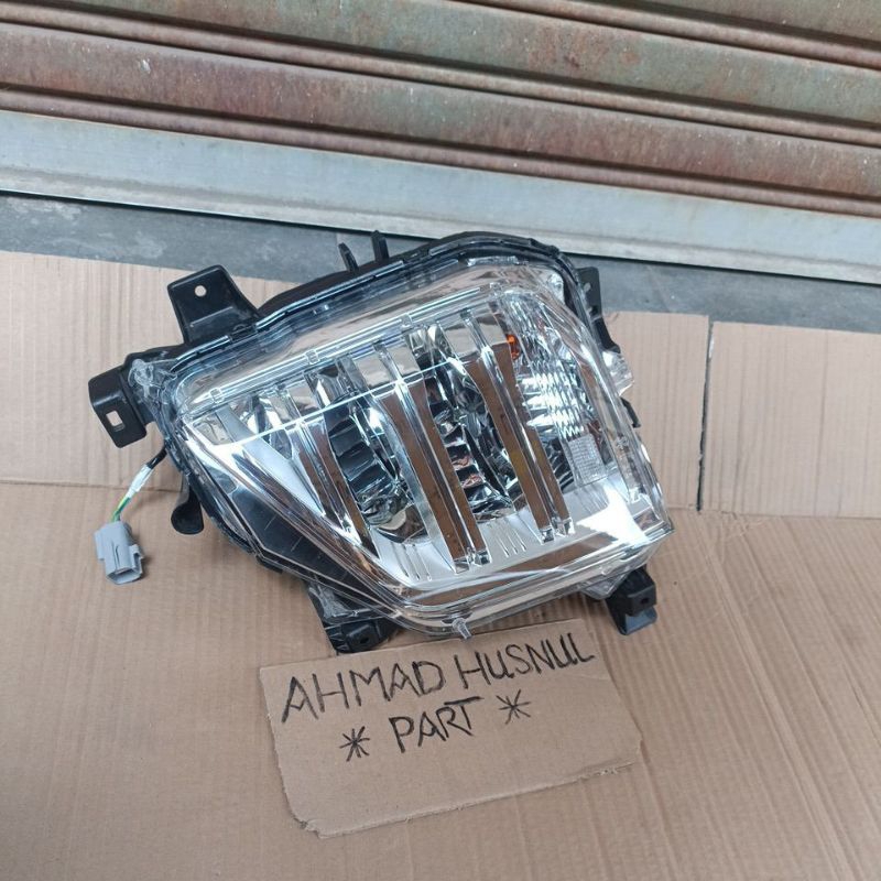 Jual Lampu Sein Bemper Depan Mitsubishi Pajero Original