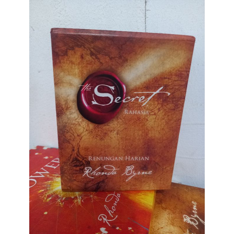 Jual BUKU THE SECRET. HARDCOVEE. RHONDA BYRNE | Shopee Indonesia