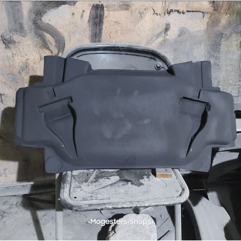 Jual cover engine dek bawah mesin Mercedes Benz Mercy W210 E230 E320 ...