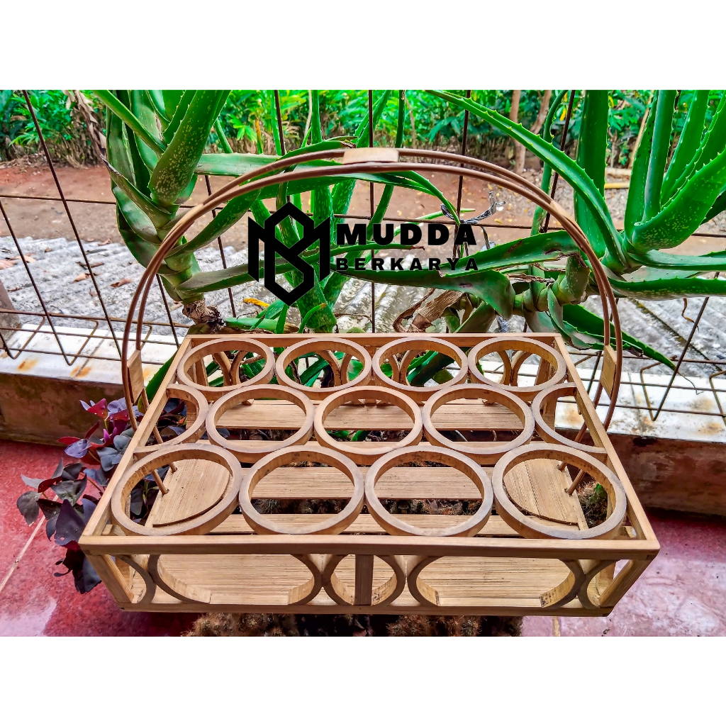 Jual Tempat Air Aqua Gelas Bambu Krat Gelas Bambu Rinjing Gelas Kaca ...