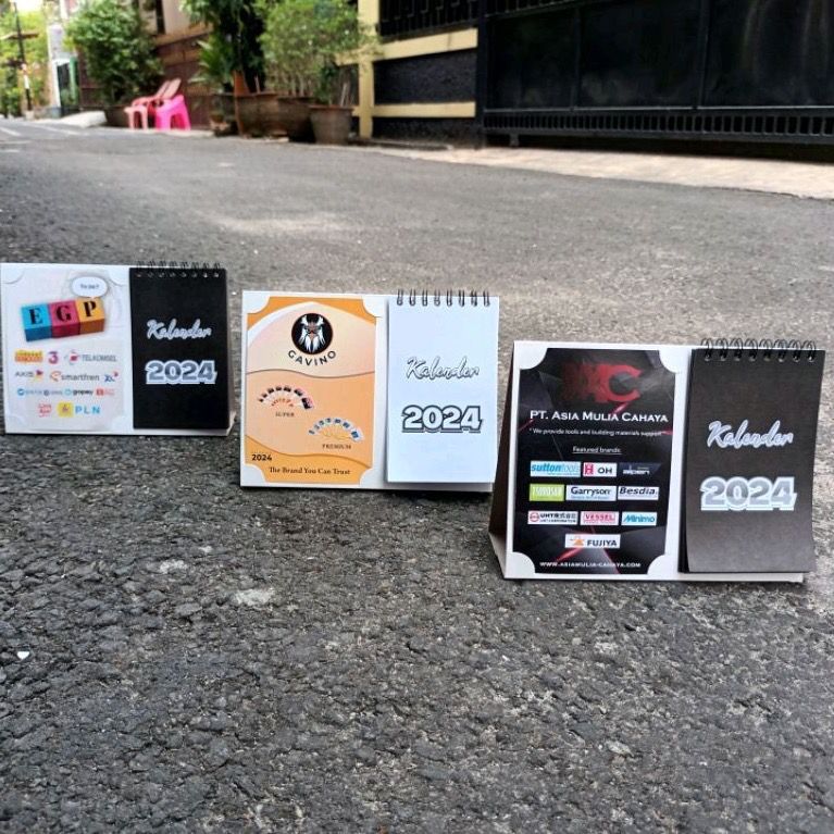 Jual Custom Kalender Meja / Kalender Duduk Aesthetic Tahun 2024 ...