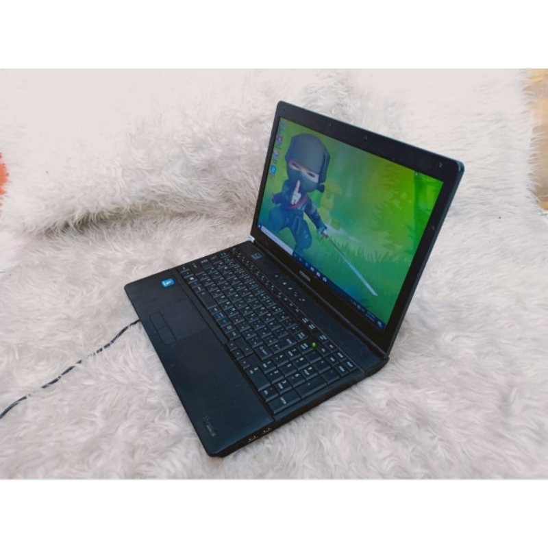 Jual Laptop Toshiba Satellite Dyanabook B552 Ram 4gb HDD 320gb core i5 ...
