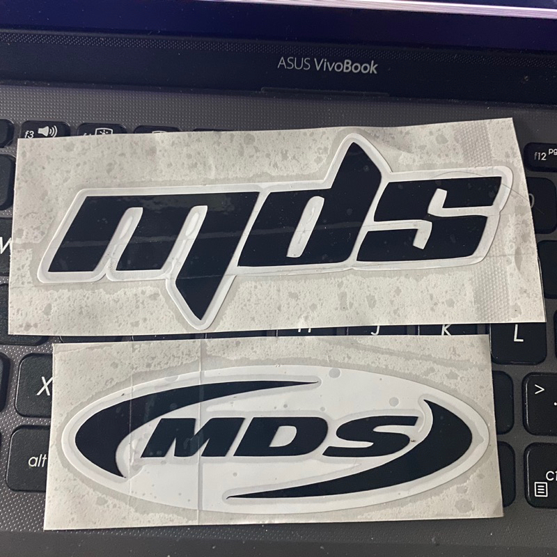 Jual Sticker cutting Mds biasa Mds bulat Cuting stiker logo helmet mds ...