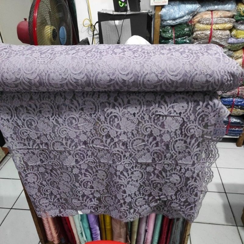 Jual Kain renda brokat fatmawati harga per setengah meter | Shopee ...