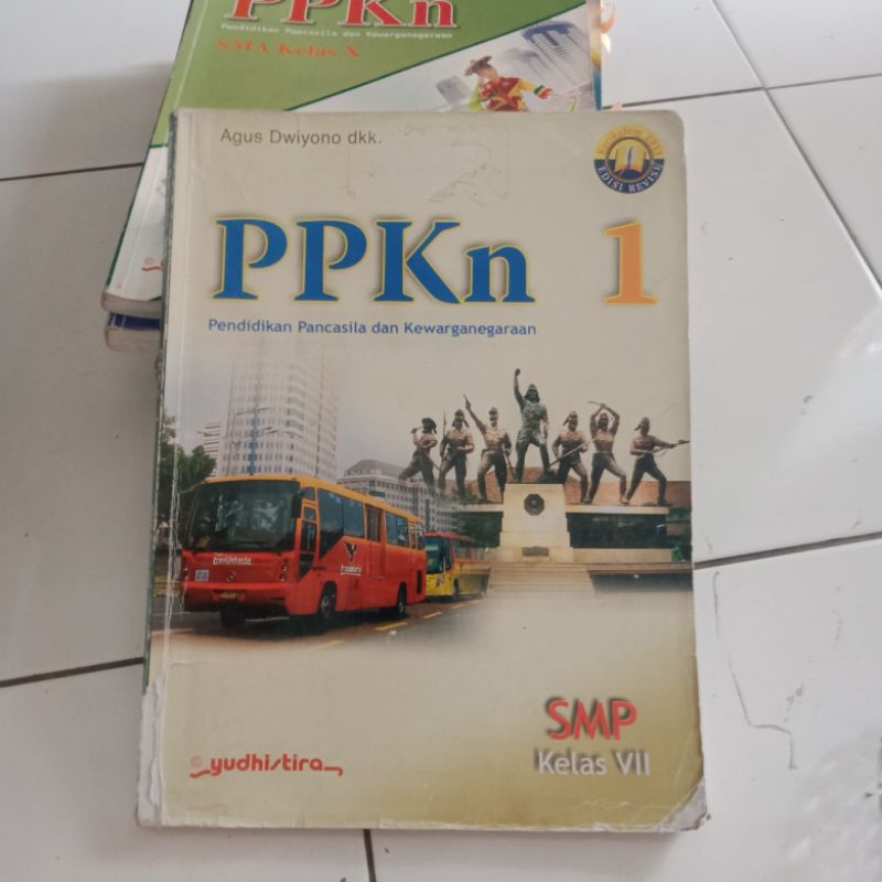 Jual Buku Ppkn Kelas 7 Smp Shopee Indonesia