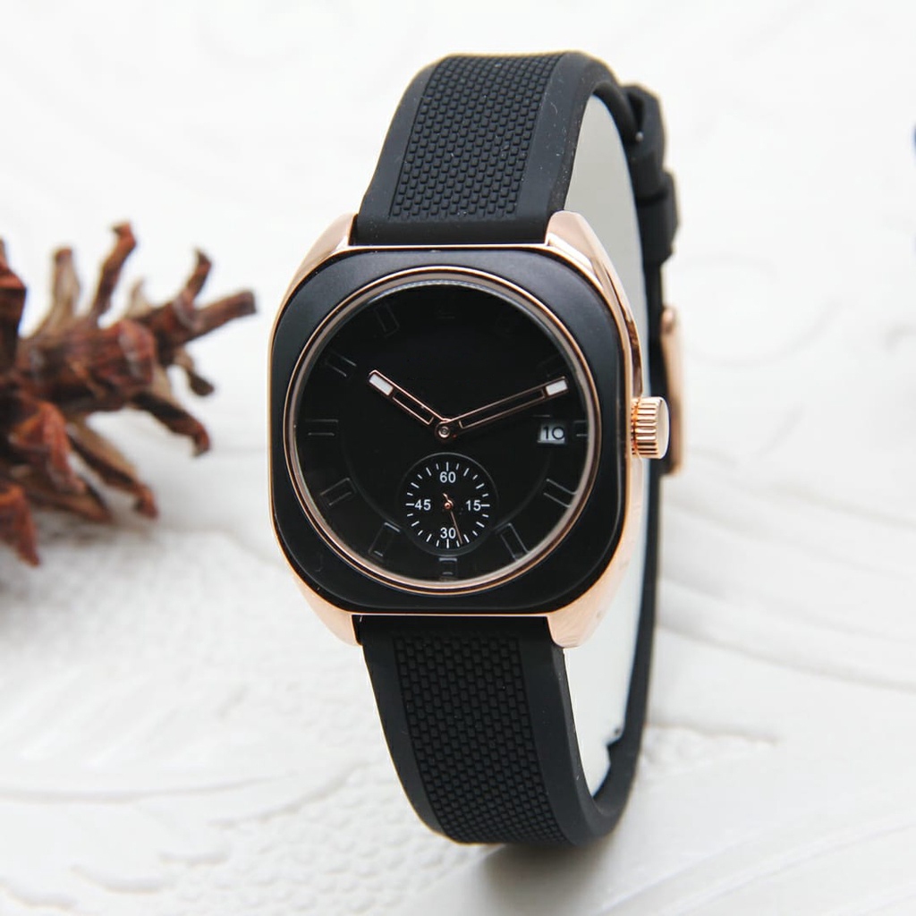 Stainless Steel W270 Rose Gold LG Smart Watch Style In Titanium