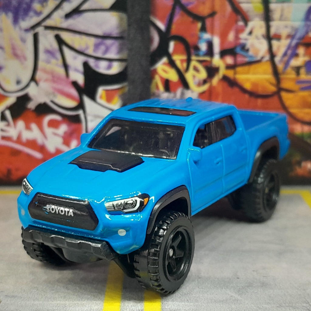 Jual Hot Wheels loose 20 Toyota Tacoma Double Cabin VARIAN WARNA ...