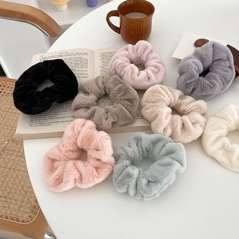 Jual Ikat Rambut Scrunchie Hair Bulu Halus Hair Band - ikat rambut ...