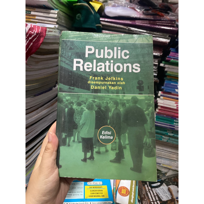 Jual Public relations edisi kelima Shopee Indonesia