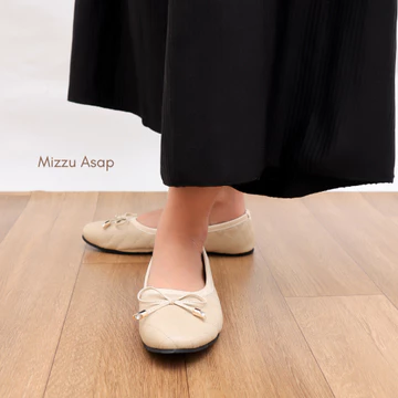 QUINCE Mizzu Sepatu Balet Flatshoes Wanita Korean Style