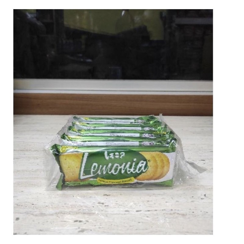 Jual Biskuit Lemonia Lemon Original Kemasan isi 10 sachet | Shopee ...