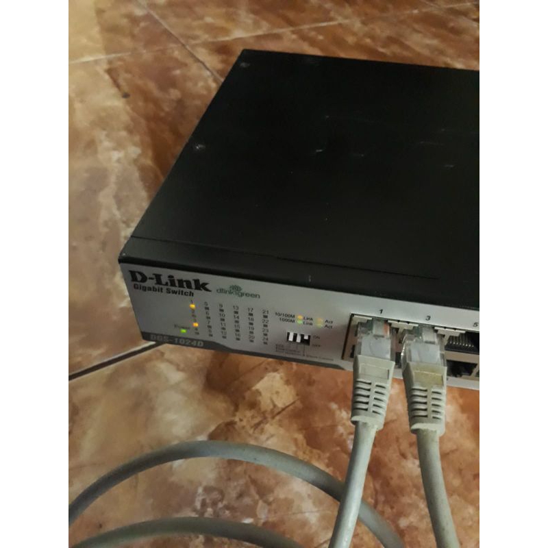 Jual switch hub gigabit 24 port merk dlink | Shopee Indonesia