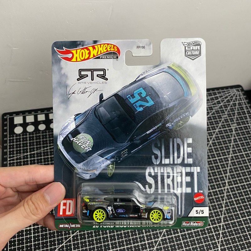 Jual Hot wheels 20 ford mustang RTR spec R formula drift | Shopee Indonesia