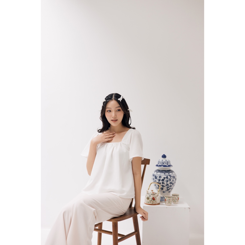 Jual Cloth Inc Moma Flare Sleeve Top | Atasan Wanita Simple
