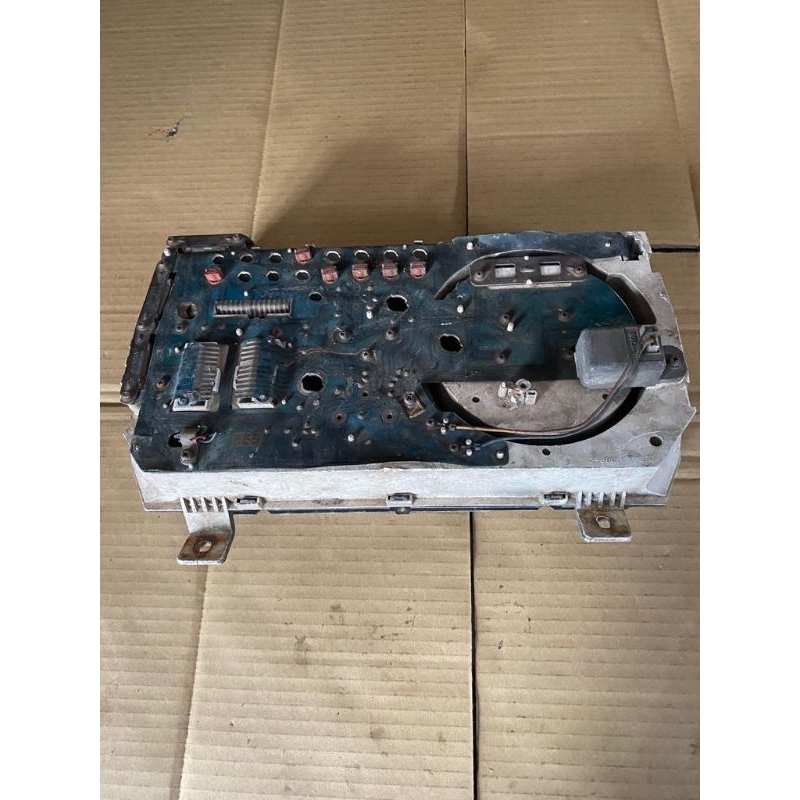 Jual Speedometer kilometer spidometer odometer isuzu elf elef original ...
